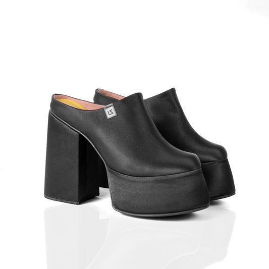 EMULE BLACK PUMPS (6732740100263)