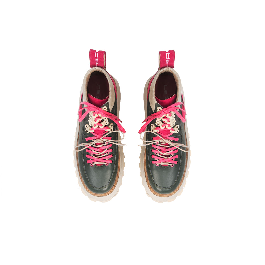 Worker Creamy Boots (6128705470631)