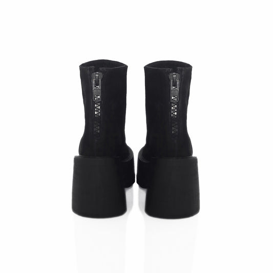 ULTRA BOOTS (6128701833383)